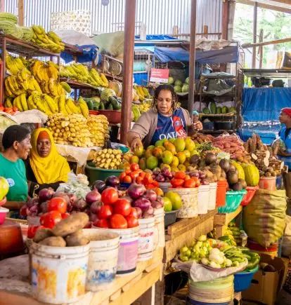 A lively market street in Arusha