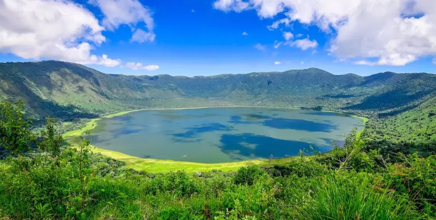 3-Day Ngorongoro & Serengeti Safari